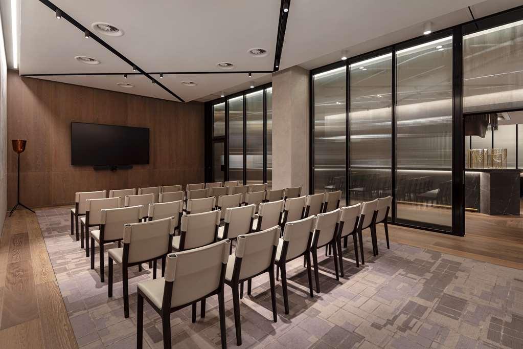Hotel The Londoner 5*